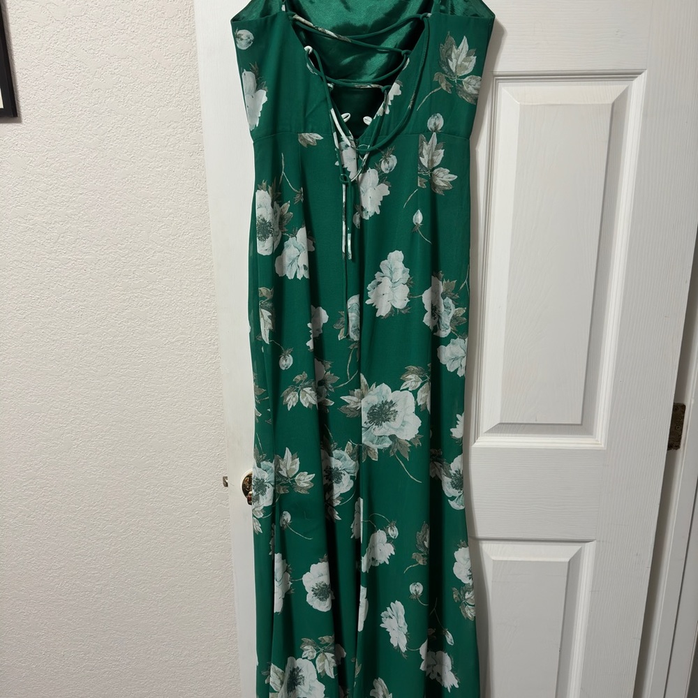 Wedding guest/ Prom dress - Picture 2 of 2